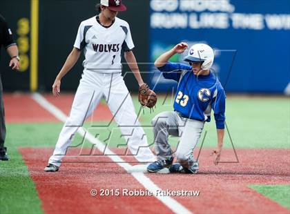 Thumbnail 1 in Corsicana vs. Mansfield Timberview (UIL 5A Area Playoff) photogallery.