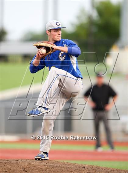 Thumbnail 2 in Corsicana vs. Mansfield Timberview (UIL 5A Area Playoff) photogallery.