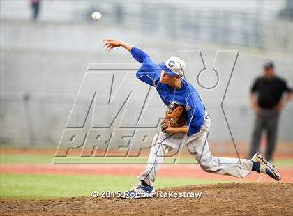 Thumbnail 2 in Corsicana vs. Mansfield Timberview (UIL 5A Area Playoff) photogallery.