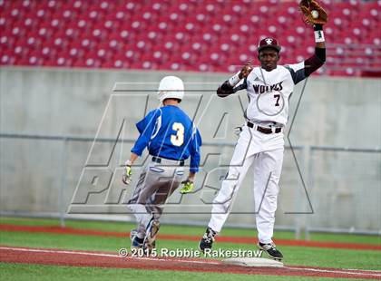 Thumbnail 3 in Corsicana vs. Mansfield Timberview (UIL 5A Area Playoff) photogallery.