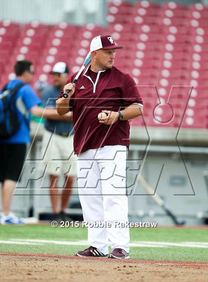 Thumbnail 3 in Corsicana vs. Mansfield Timberview (UIL 5A Area Playoff) photogallery.