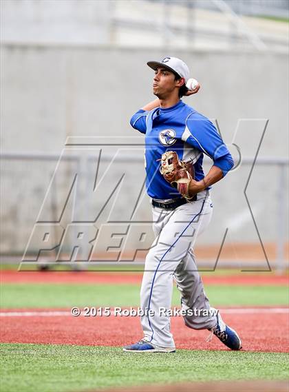 Thumbnail 3 in Corsicana vs. Mansfield Timberview (UIL 5A Area Playoff) photogallery.