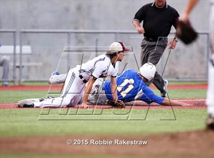 Thumbnail 2 in Corsicana vs. Mansfield Timberview (UIL 5A Area Playoff) photogallery.