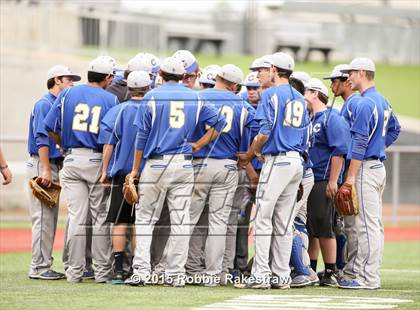 Thumbnail 3 in Corsicana vs. Mansfield Timberview (UIL 5A Area Playoff) photogallery.