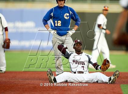 Thumbnail 3 in Corsicana vs. Mansfield Timberview (UIL 5A Area Playoff) photogallery.