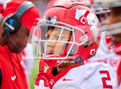 Thumbnail 2 in Westlake vs. North Shore (UIL 6A D1 Football Semifinal) photogallery.