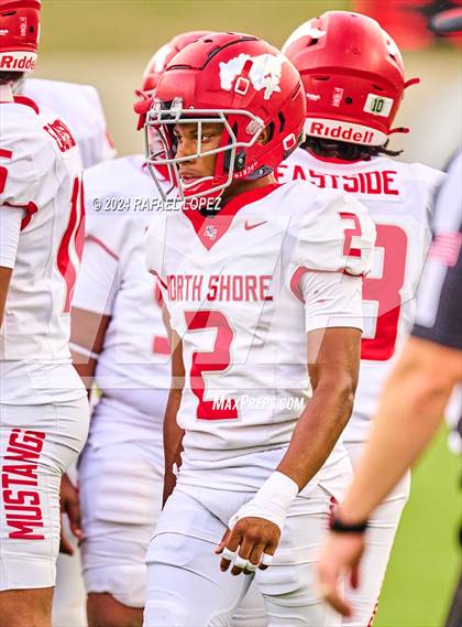 Thumbnail 3 in Westlake vs. North Shore (UIL 6A D1 Football Semifinal) photogallery.