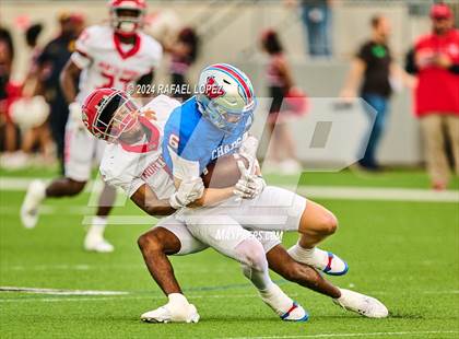 Thumbnail 1 in Westlake vs. North Shore (UIL 6A D1 Football Semifinal) photogallery.