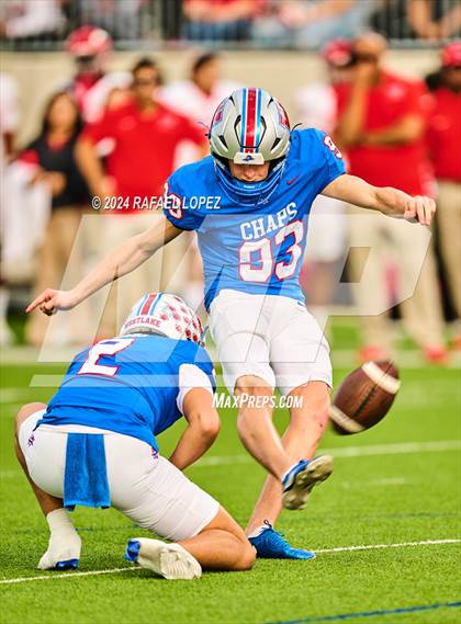 Thumbnail 2 in Westlake vs. North Shore (UIL 6A D1 Football Semifinal) photogallery.