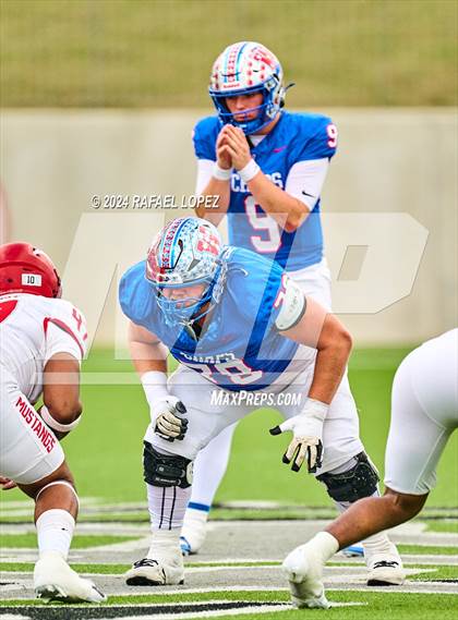 Thumbnail 3 in Westlake vs. North Shore (UIL 6A D1 Football Semifinal) photogallery.