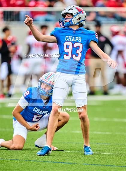 Thumbnail 2 in Westlake vs. North Shore (UIL 6A D1 Football Semifinal) photogallery.