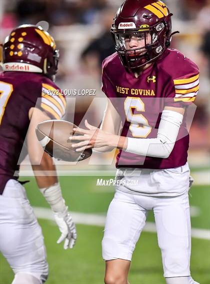 Thumbnail 1 in Charter Oak @ West Covina photogallery.