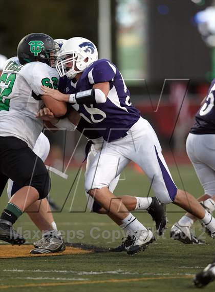 Thumbnail 1 in Franklin vs. Thousand Oaks (Battle for Veterans) photogallery.