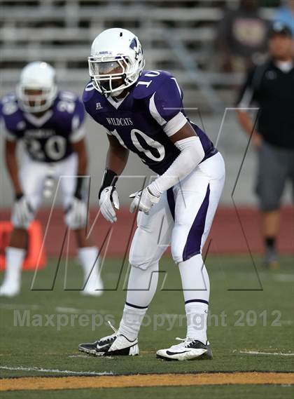 Thumbnail 2 in Franklin vs. Thousand Oaks (Battle for Veterans) photogallery.