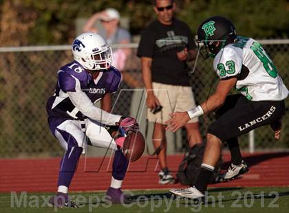 Thumbnail 3 in Franklin vs. Thousand Oaks (Battle for Veterans) photogallery.