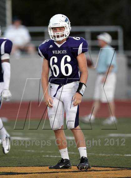 Thumbnail 2 in Franklin vs. Thousand Oaks (Battle for Veterans) photogallery.