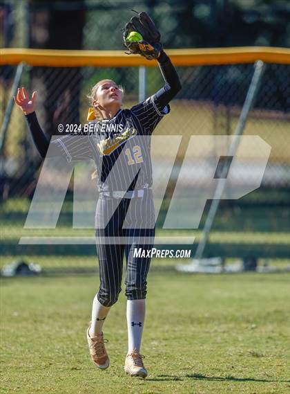 Thumbnail 2 in Citizens Christian Academy vs. Crisp Academy (GIAA 1A State Championship) photogallery.