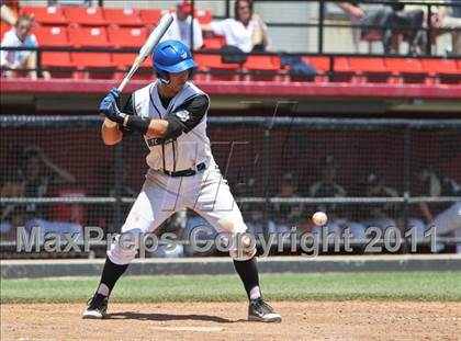 Thumbnail 3 in Parker vs. La Jolla Country Day (CIF SDS D4 Final) photogallery.