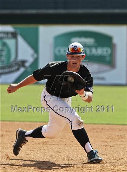 Thumbnail 2 in Parker vs. La Jolla Country Day (CIF SDS D4 Final) photogallery.
