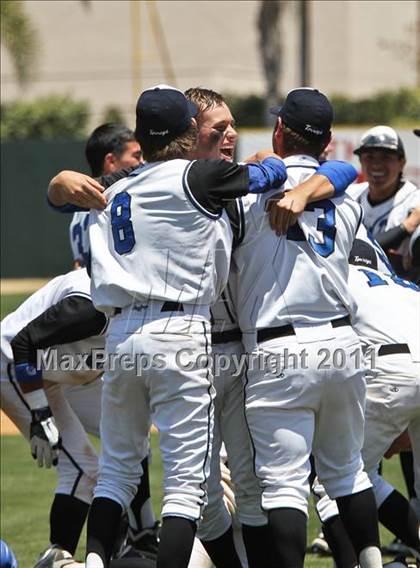 Thumbnail 2 in Parker vs. La Jolla Country Day (CIF SDS D4 Final) photogallery.