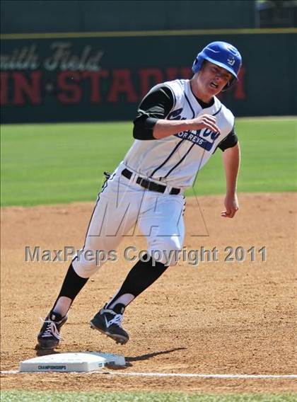 Thumbnail 2 in Parker vs. La Jolla Country Day (CIF SDS D4 Final) photogallery.