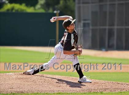Thumbnail 3 in Parker vs. La Jolla Country Day (CIF SDS D4 Final) photogallery.