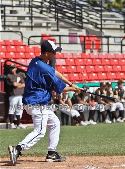 Thumbnail 1 in Parker vs. La Jolla Country Day (CIF SDS D4 Final) photogallery.