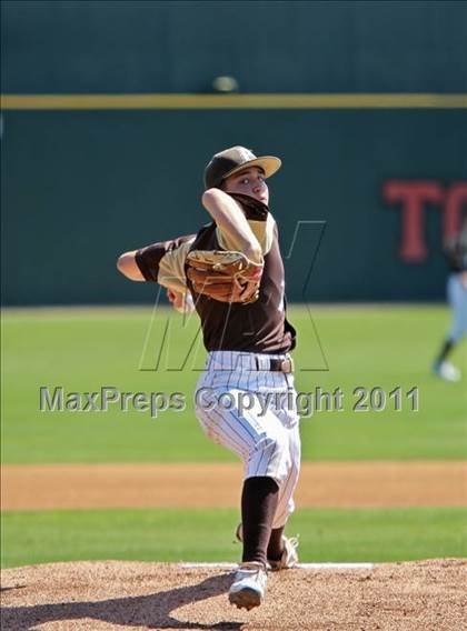 Thumbnail 1 in Parker vs. La Jolla Country Day (CIF SDS D4 Final) photogallery.