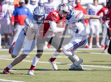 Thumbnail 2 in Westlake v San Antonio Stevens (UIL 6A D1 Regional Playoff) photogallery.