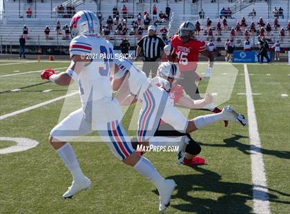 Thumbnail 3 in Westlake v San Antonio Stevens (UIL 6A D1 Regional Playoff) photogallery.