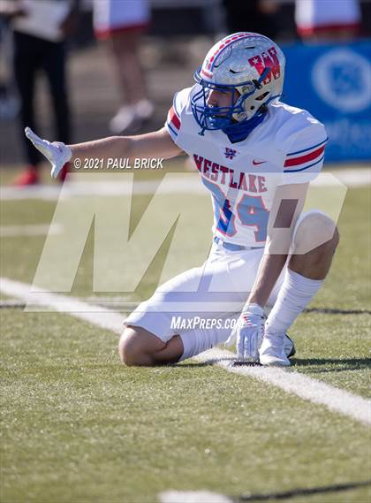 Thumbnail 3 in Westlake v San Antonio Stevens (UIL 6A D1 Regional Playoff) photogallery.