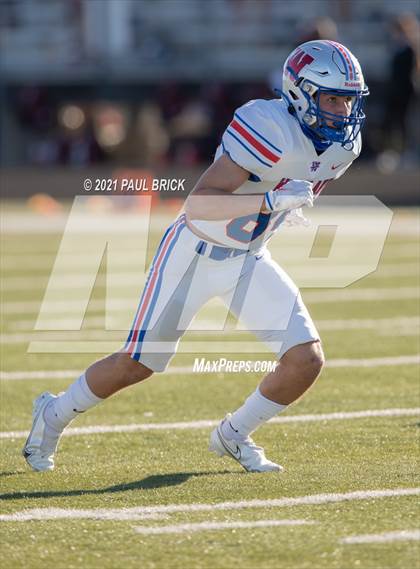 Thumbnail 2 in Westlake v San Antonio Stevens (UIL 6A D1 Regional Playoff) photogallery.