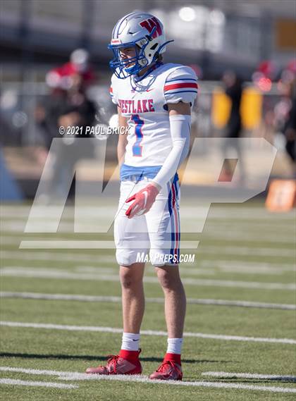 Thumbnail 2 in Westlake v San Antonio Stevens (UIL 6A D1 Regional Playoff) photogallery.