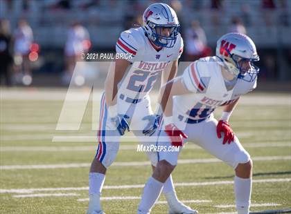 Thumbnail 2 in Westlake v San Antonio Stevens (UIL 6A D1 Regional Playoff) photogallery.