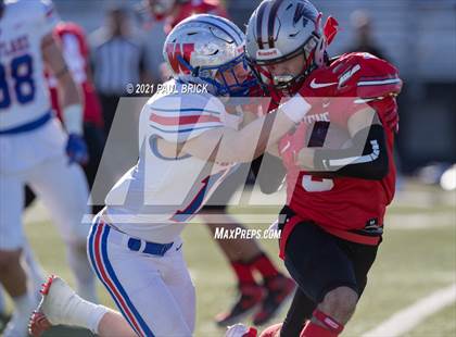 Thumbnail 2 in Westlake v San Antonio Stevens (UIL 6A D1 Regional Playoff) photogallery.