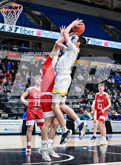 Thumbnail 1 in Lackawanna Trail vs Old Forge (PIAA District 2 Class 2A Final) photogallery.