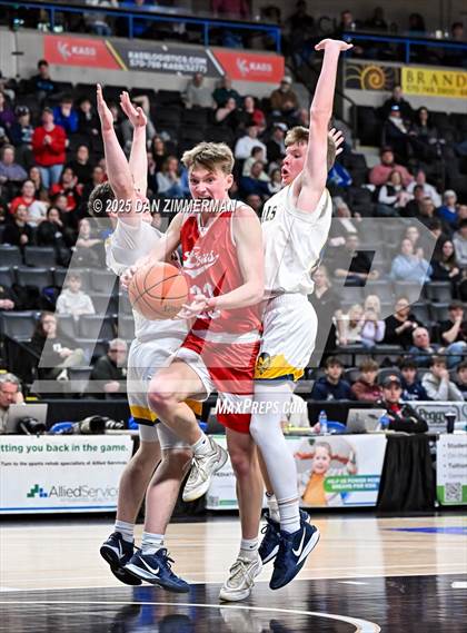 Thumbnail 1 in Lackawanna Trail vs Old Forge (PIAA District 2 Class 2A Final) photogallery.