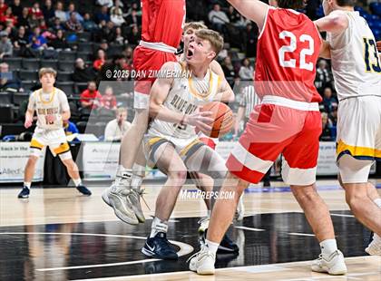 Thumbnail 1 in Lackawanna Trail vs Old Forge (PIAA District 2 Class 2A Final) photogallery.