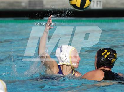 Thumbnail 3 in Menlo-Atherton vs. Newberg (Western States Tournament) photogallery.