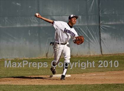 Thumbnail 1 in Escondido @ Carlsbad photogallery.