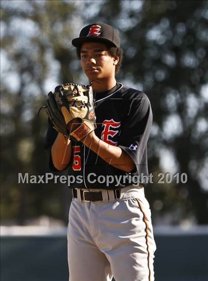 Thumbnail 1 in Escondido @ Carlsbad photogallery.