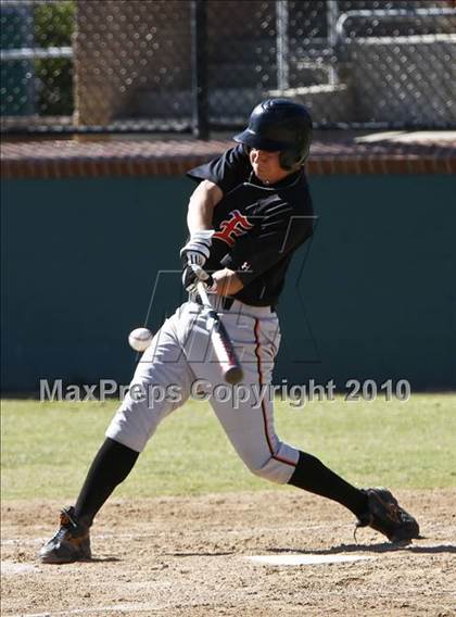 Thumbnail 1 in Escondido @ Carlsbad photogallery.