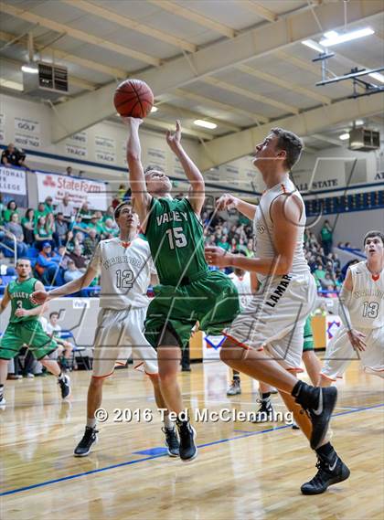 Thumbnail 1 in Lamar vs. Valley Springs (AAA 3A Round Two State Playoff) photogallery.