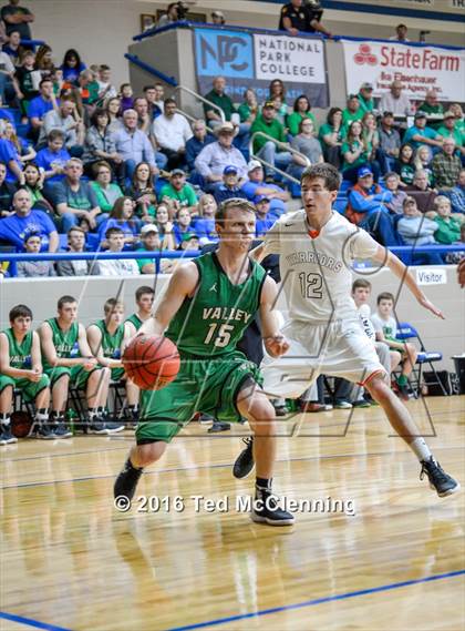 Thumbnail 1 in Lamar vs. Valley Springs (AAA 3A Round Two State Playoff) photogallery.
