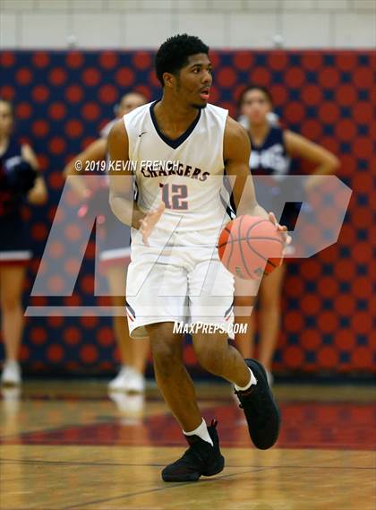 Thumbnail 2 in North vs McClintock (McClintock Holiday Tournament) photogallery.