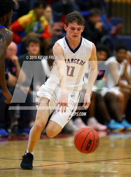 Thumbnail 3 in North vs McClintock (McClintock Holiday Tournament) photogallery.