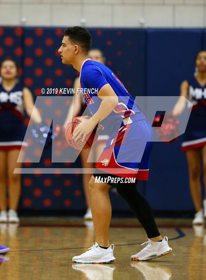 Thumbnail 1 in North vs McClintock (McClintock Holiday Tournament) photogallery.