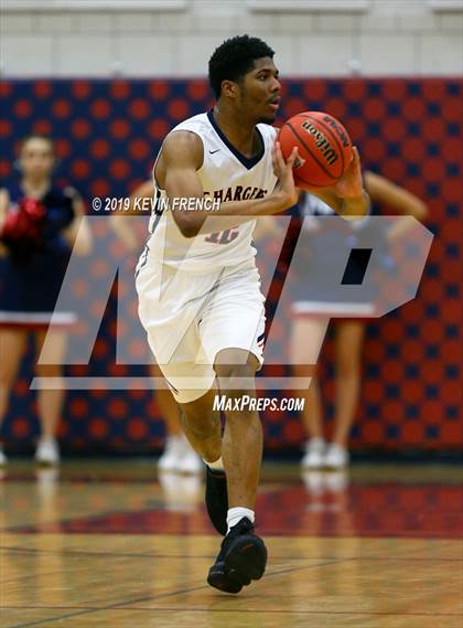 Thumbnail 1 in North vs McClintock (McClintock Holiday Tournament) photogallery.