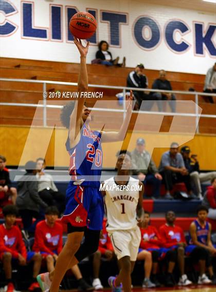Thumbnail 1 in North vs McClintock (McClintock Holiday Tournament) photogallery.