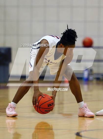 Thumbnail 1 in North vs McClintock (McClintock Holiday Tournament) photogallery.